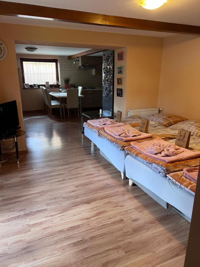Dafinka Apartment Banská Bystrica Exterior photo